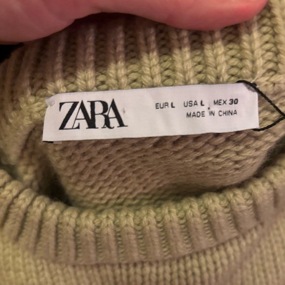 NWT Zara Wool Blend Knit cropped sweater sz L - Picture 3 of 6